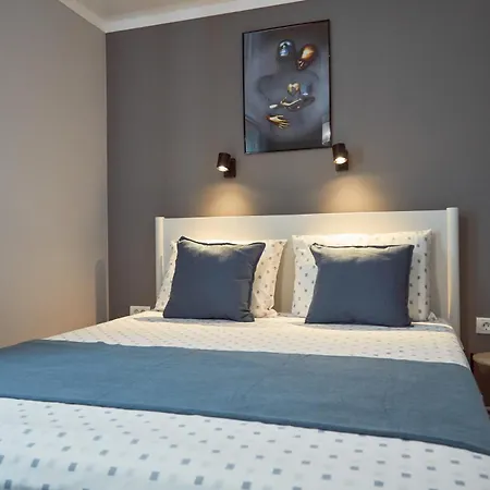 Antonia Park Mall 아파트 콘스탄차